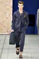 /album/trickle-up-theory-from-the-sidewalk-the-catwalk/vuitton-pajamas-mens-fashion-trend-2013-mens-wom-jpg/